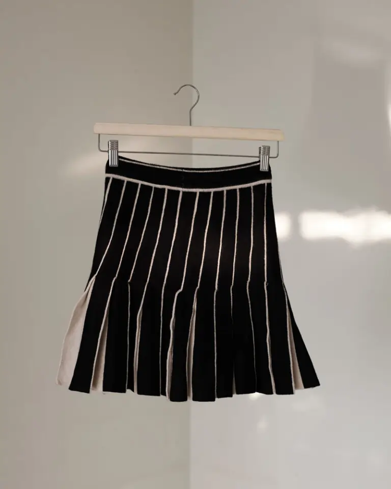 Black – Out Skater Skirt (6)