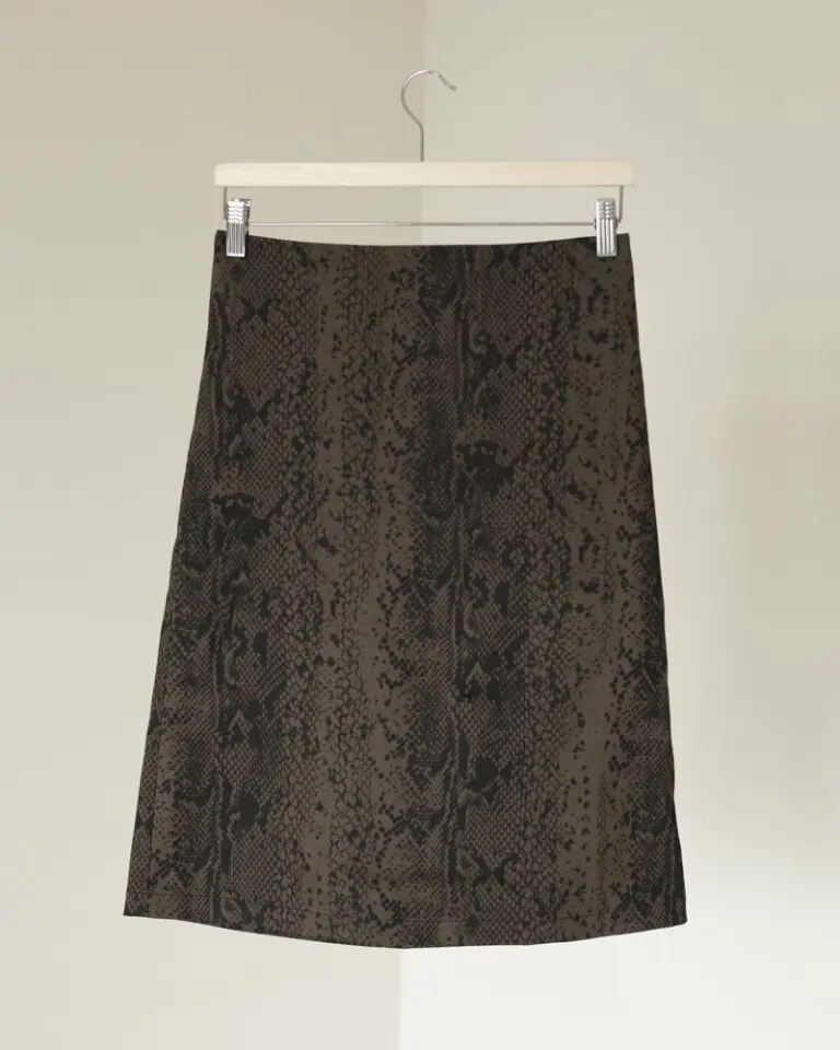 Snake skin skirt (2)
