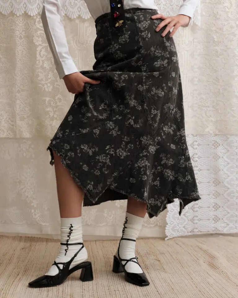 Upcycled – Frayed Floral denim skirt (2)