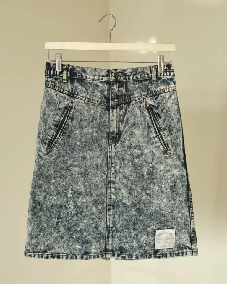 Acid wash skirt (3)